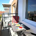 Traumhaftes, Zentral In Westerland Gelegenes Appartement Im Haus Nordland
